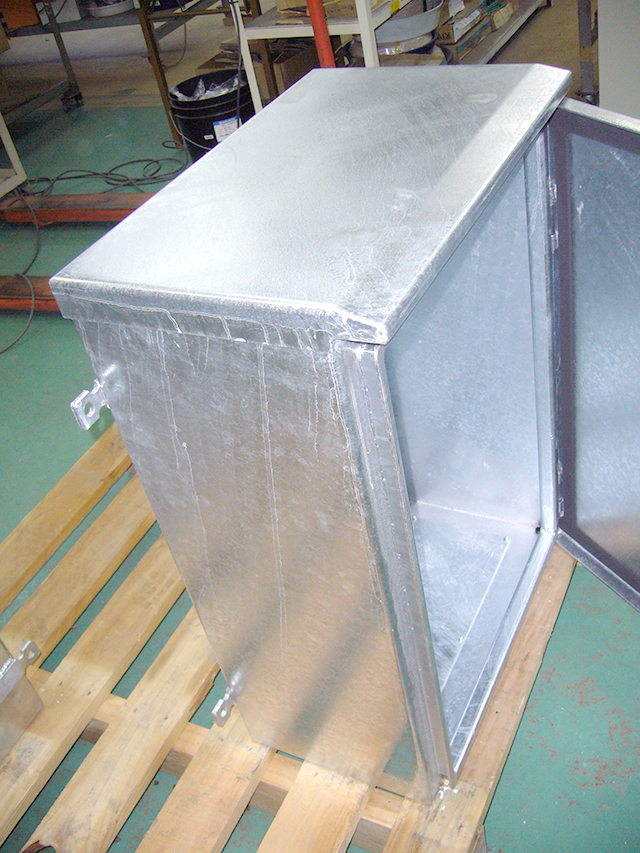 太陽光向け中継BOX